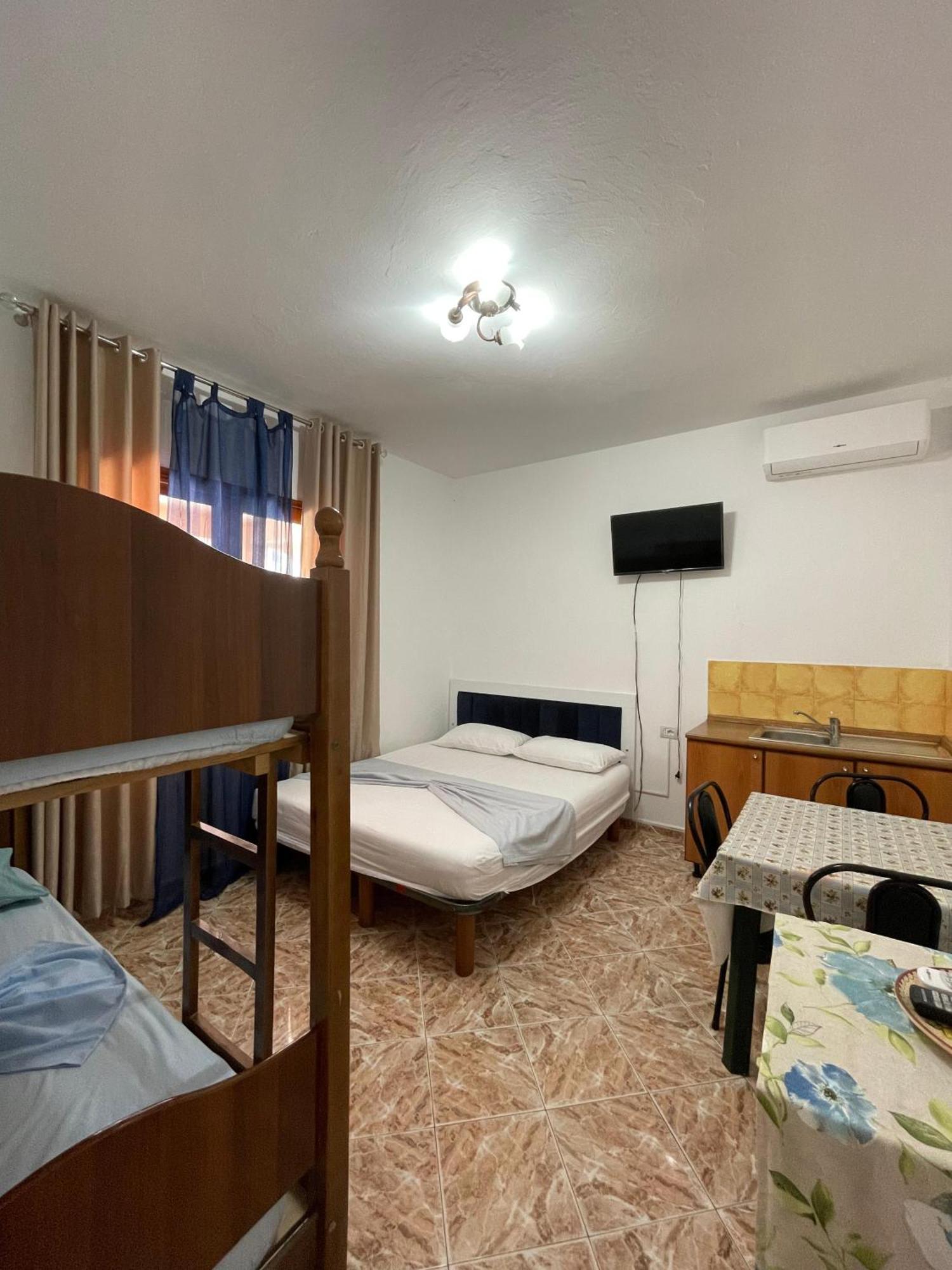 Villa Beni Osmenaj Vlorë Eksteriør bilde